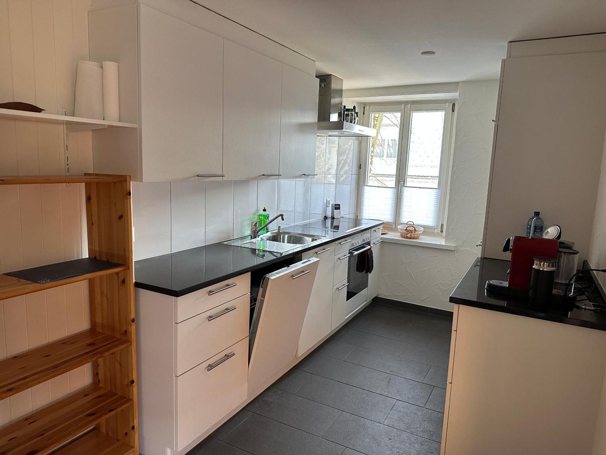 Charmante 3,5 Zimmer Wohnung In Bauernhaus Volketswil Exterior foto