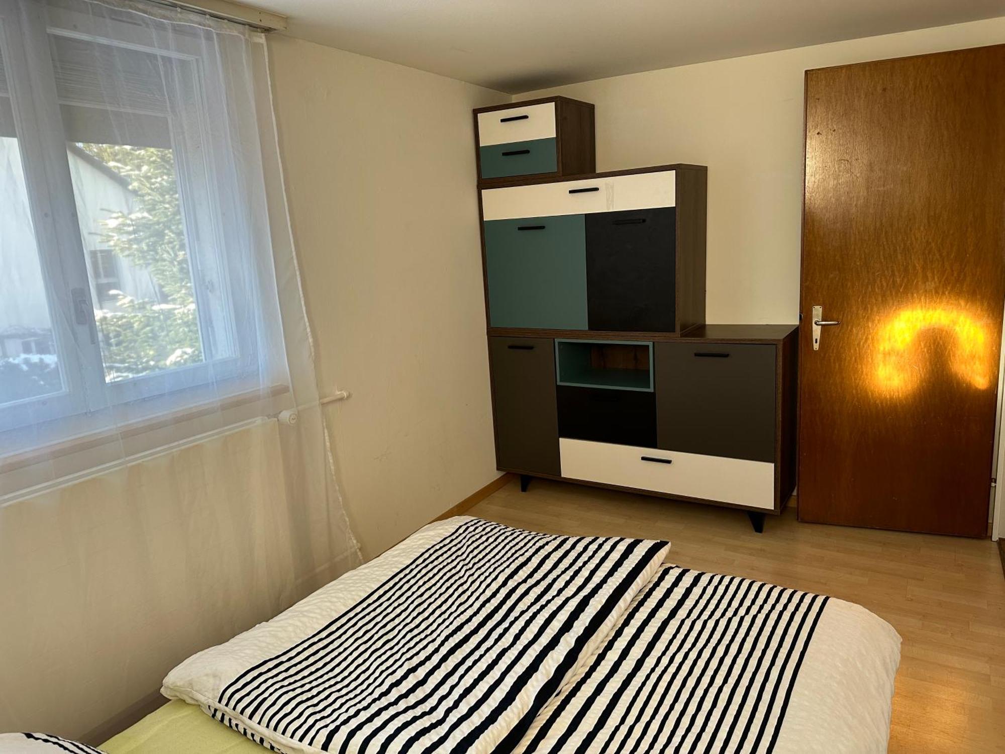 Charmante 3,5 Zimmer Wohnung In Bauernhaus Volketswil Exterior foto