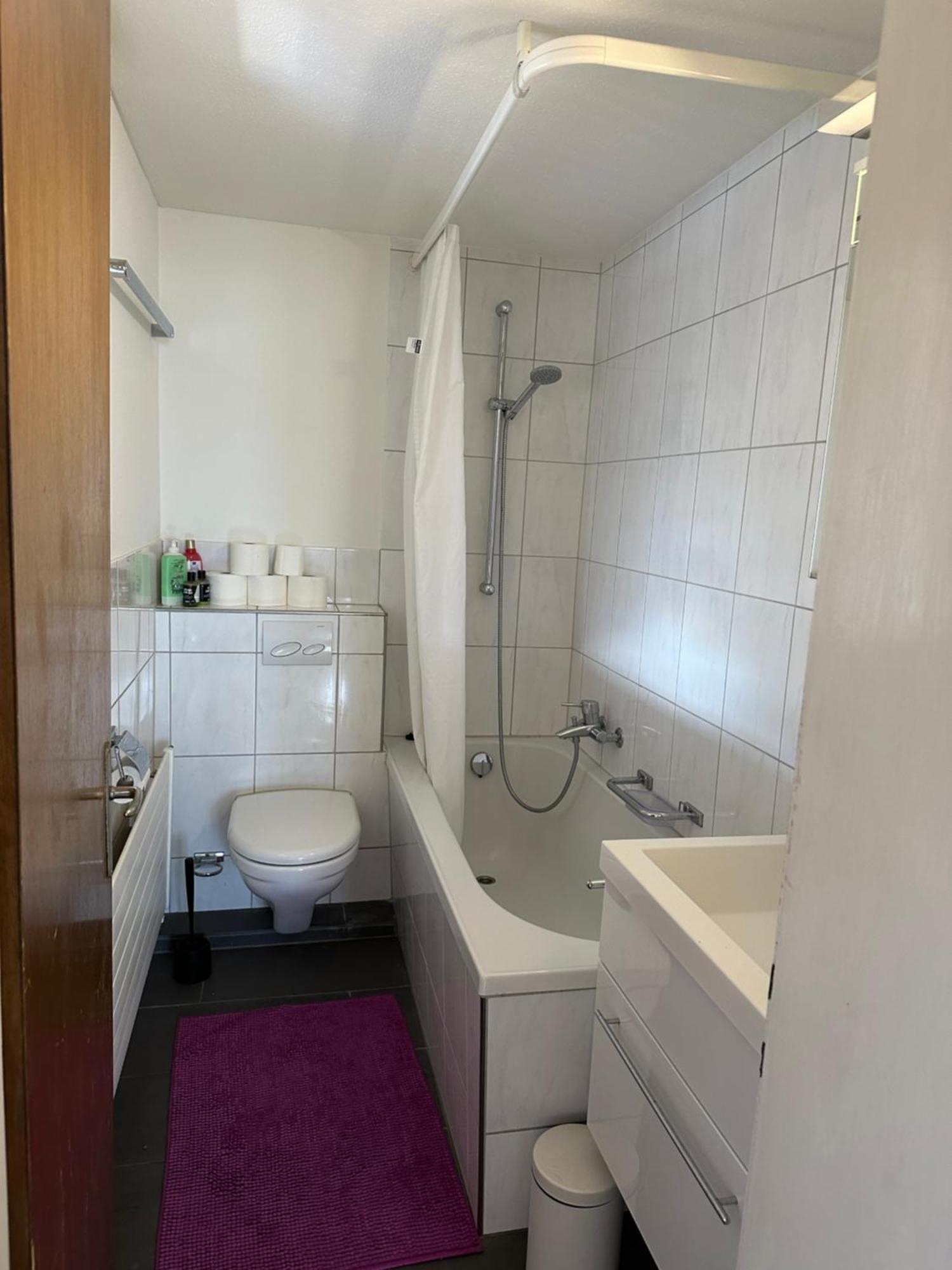 Charmante 3,5 Zimmer Wohnung In Bauernhaus Volketswil Exterior foto