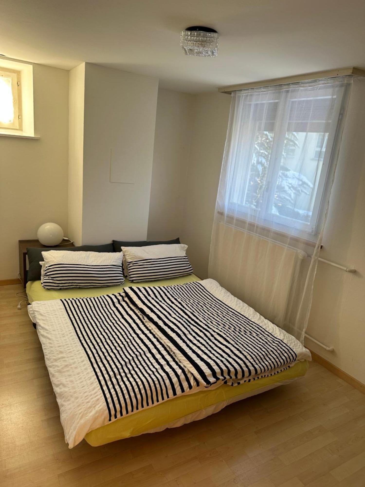 Charmante 3,5 Zimmer Wohnung In Bauernhaus Volketswil Exterior foto